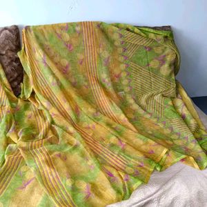 🛍️ Green Synthetic Saree ⭐⭐⭐