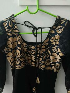 Elegant Black &amp; Gold Kurta