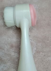 Facial Cleanser Brush