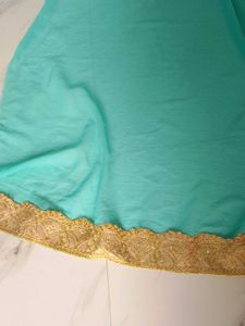 Elegant Aqua Georgette Saree with Zari Work