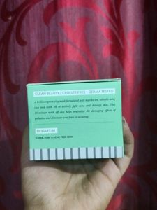 Dot And Key Green Clay Mask