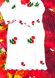 Red Flowral Kurta Set With Beautiful Embroidery 😍