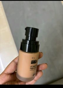 Derma Glow Foundation 01 Shades  Ivory
