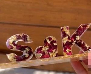 Resin name stand