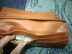 Vintage Jasmin Leather Wallet