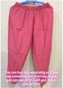 Pink chudidar pant with golden detailing