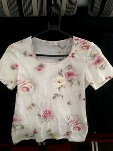 Floral Print Short Sleeve Top