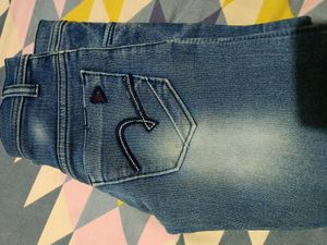 It&#39;s A New Jeans