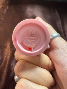 Zayn And Myza Primer, Highlighter