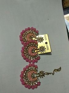 Earrings With Mang Tika
