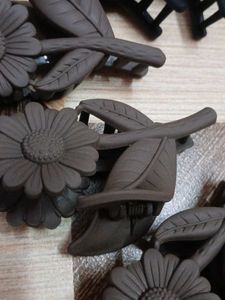 Flower Hair Claw Clips Set Of 2