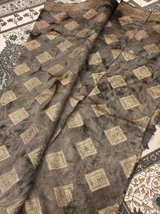 Grey &amp; Gold Diamond Sari 🥻