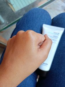 Minimalist Vitamin B5 Moisturizer