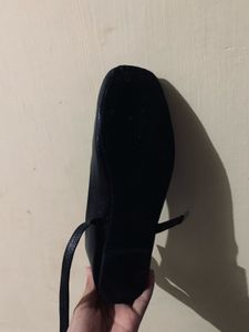 Black Ballerinas Pump
