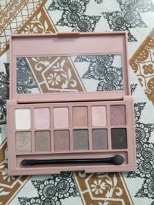 Maybelline The Blushed Nudes Eyeshadow Palette