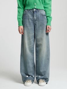 Baggy jeans