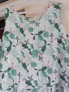 Tropical Print Sleeveless Top