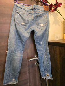 Zara Classic Rugged Ripped Blue Jeans