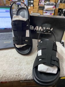 Trendy Sandals And Slipper
