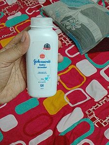 Johnson&#39;s Baby Powder