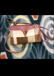 Sling bag