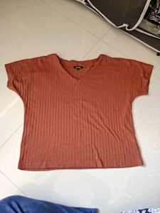 Zudio Rust Ribbed V-Neck Top