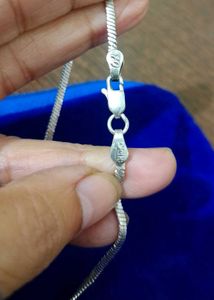 Elegant Silver Chain Necklace