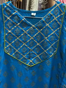 Elegant Blue &amp; Gold Kurta