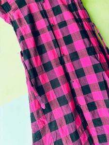 🌸 Look pretty and cute in pink .🌸