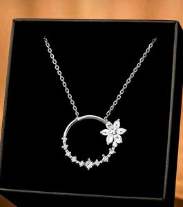 Silver Flower Necklace