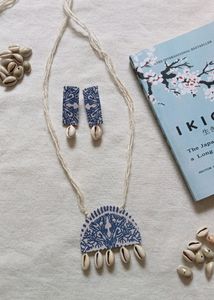 Necklace With Earrings ✨