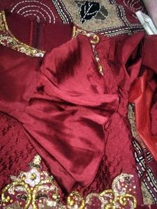 Top Lehengaa