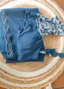 Saree With Paded Stich Blouse