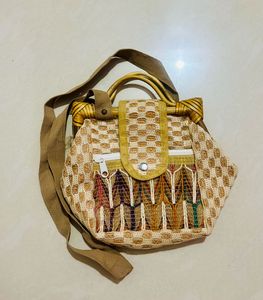 🌸 Ethnic Hand Purse – Only ₹150! 🌸