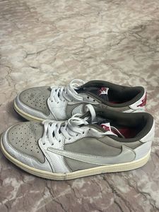 Nike Air Jordan 1 Low Reverse Mocha