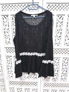 🎀 Imported Lauten Black Crochet Sweater C