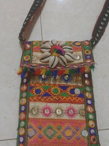 Side Beg Banjara
