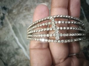 Sparkling Bangle