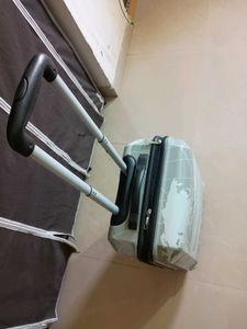 Safari &#39;Explore&#39; Travel Trolly Bag