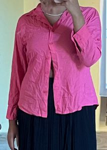 pink shirt🩷🎀