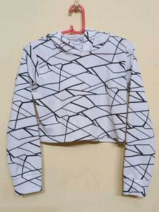 Geometric Print Crop Hoodie