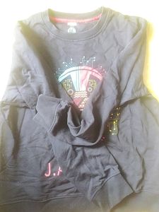 Sweatshirt For Boy.. No Defect At All.