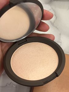 New Smashbox Highlighter