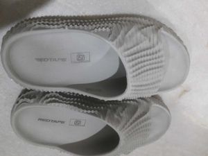 Redtape Sliders