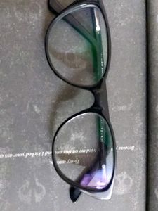 Black 👓