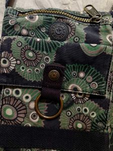Kipling sling bag
