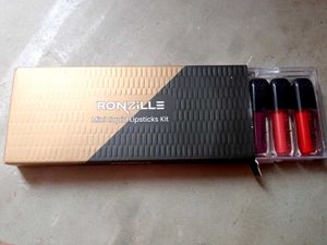 Ronzille Mini Liquid Lipstick Kit