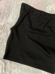 sale !!!black crop top
