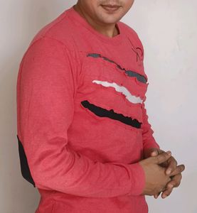 Stylish Calvin Klein T- Shirt (Free Surprize Gift)