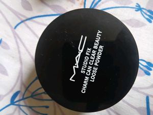 MAC Studio Fix Loose Powder NC30